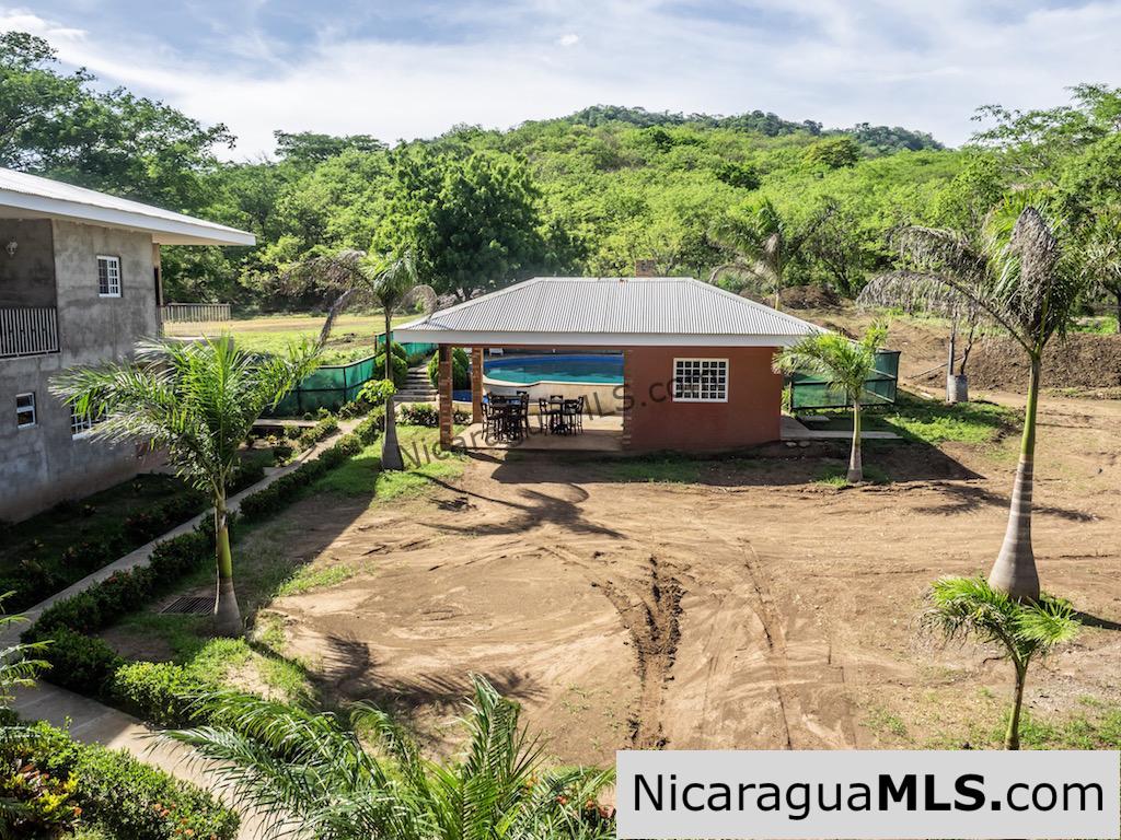 2 Bedroom 2 Story Townhouse Style Condo for Rent in Las Escadas