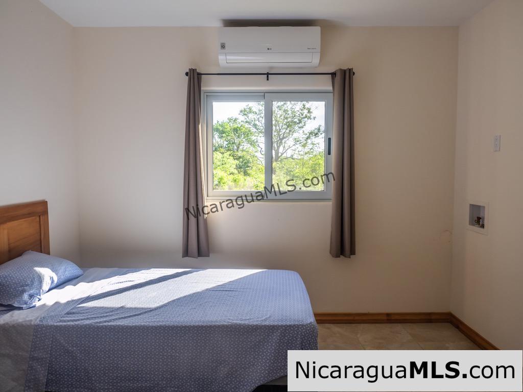 6.2 2 Bedroom Ground Level Apartment for Rent at Las Escadas