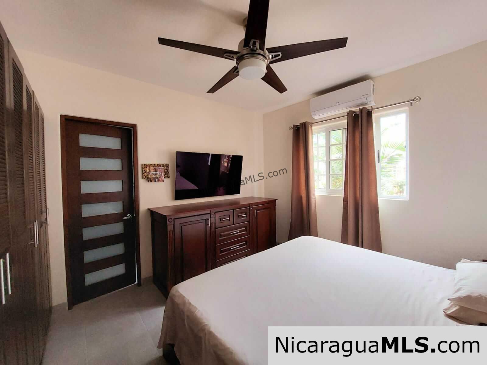 Las Escadas- One & two bdrm Condos