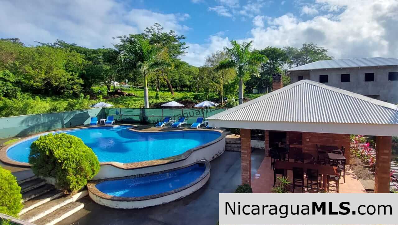 Las Escadas- One & two bdrm Condos