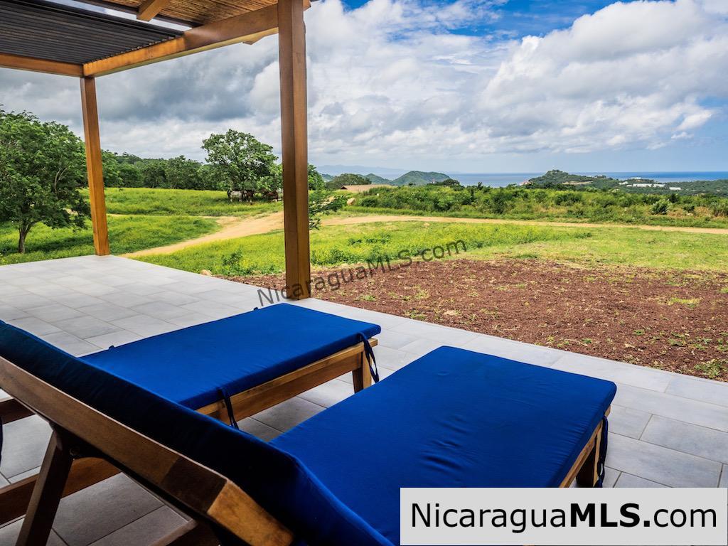 Los Suenos Bungalow for Rent With Access to Tree Casa Amenities