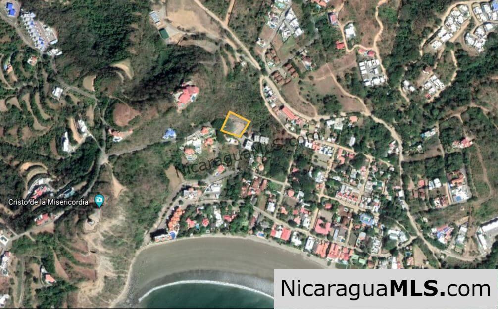 Lot with panoramic view located on the slopes of Pacific Marlin, San Juan del Sur.