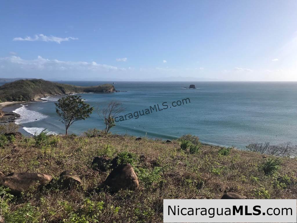 Beachfront lot in Remanso beach, San Juan del Sur-Nicaragua