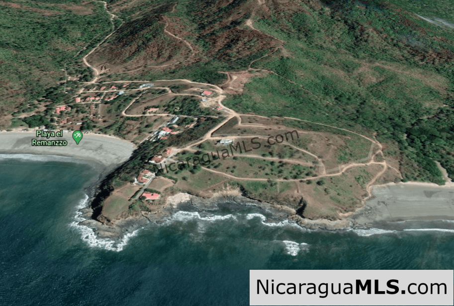 Beachfront lot in Remanso beach, San Juan del Sur-Nicaragua