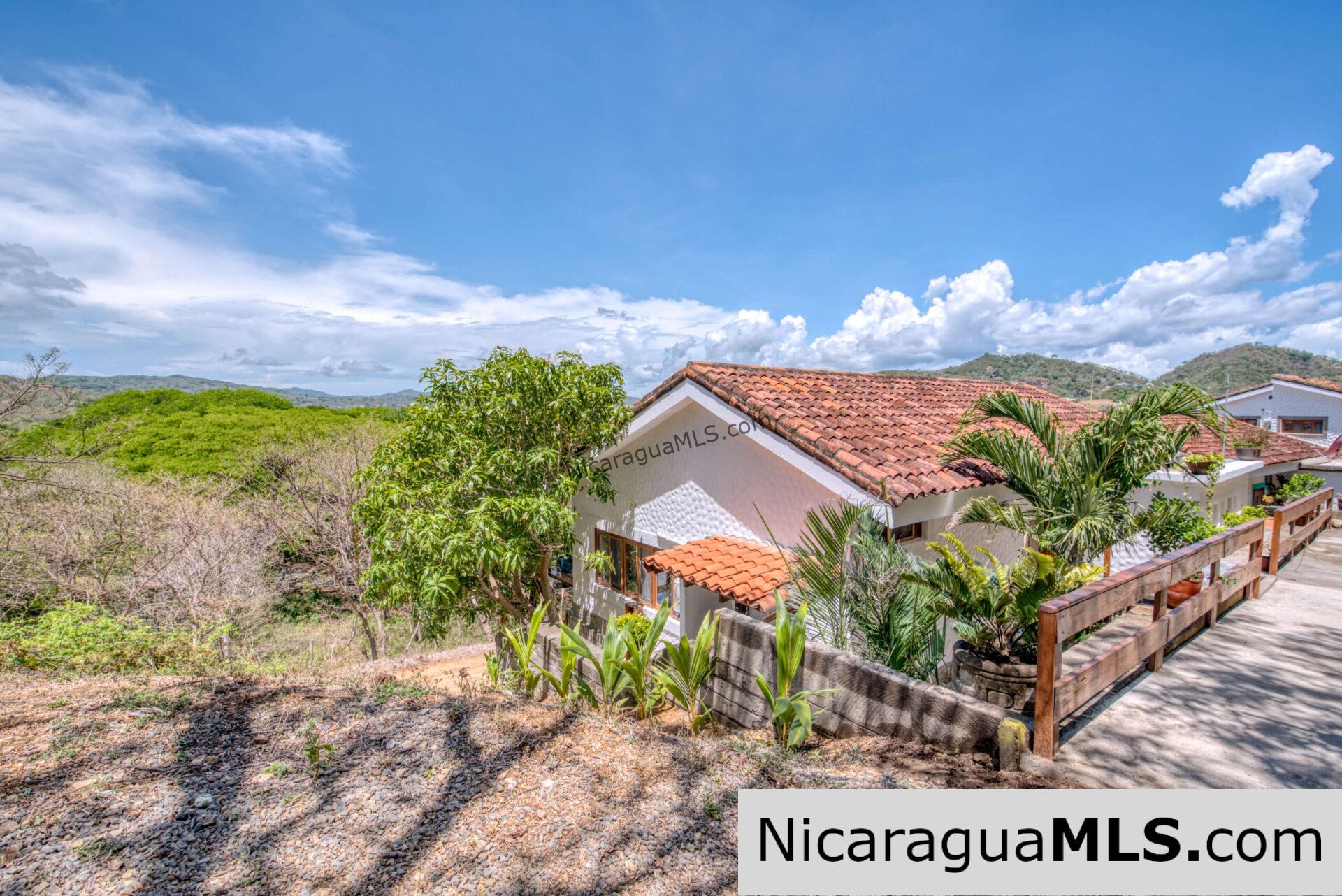 Charming House in Residencial Montemar