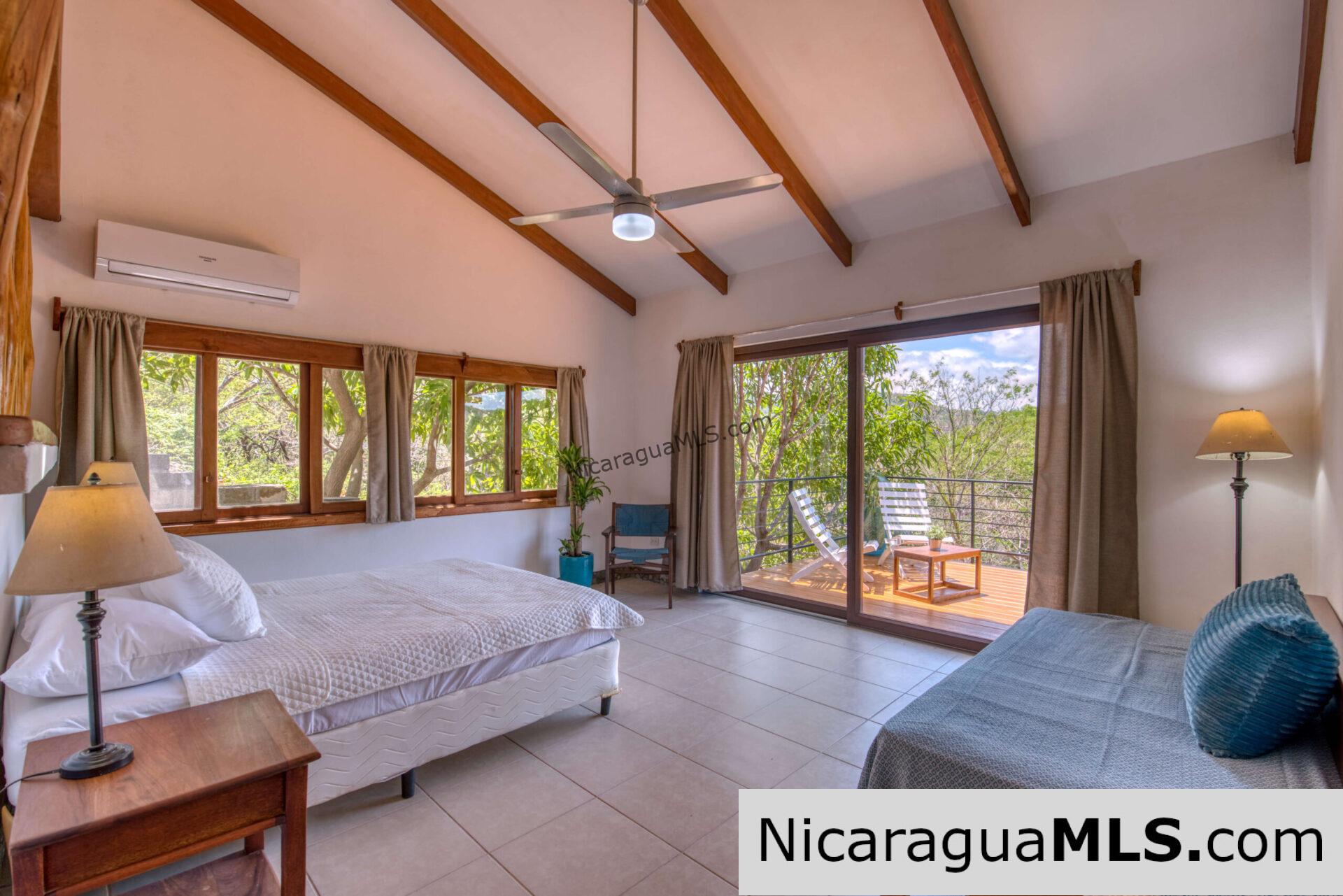 Charming House in Residencial Montemar