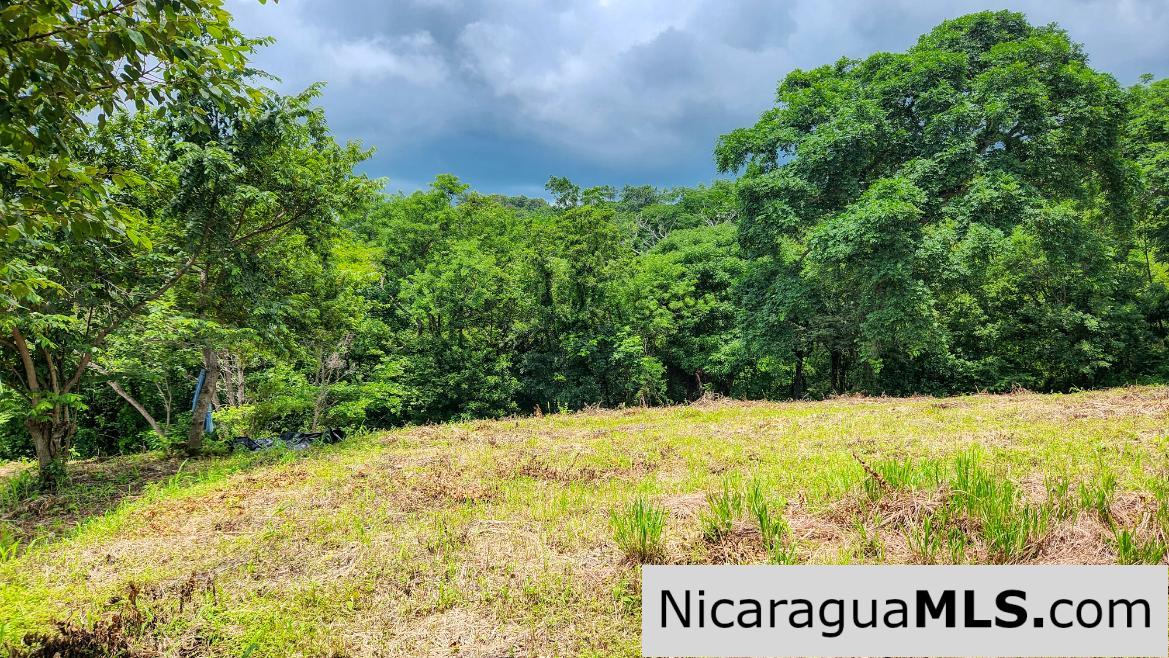 Ocean View Vacant Lot in Villas Oro San Juan del Sur