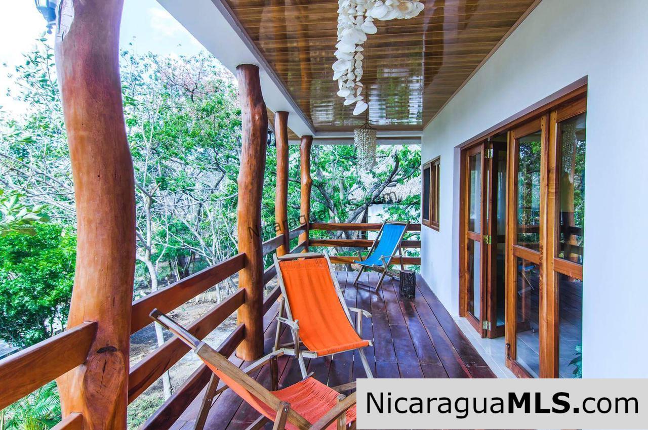 Beautiful 2 Bedroom home at Mango Rosa North Of San Juan del Sur