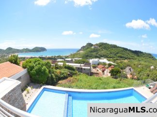 La Luna y el Sol, San Juan del Sur