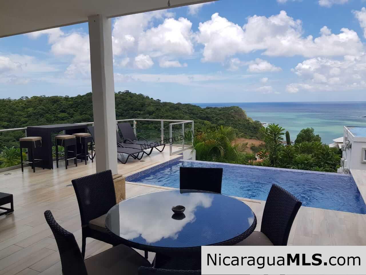 Luxury house available Cast of Malibu, Pacific Marlin with an spectacular and wonderful ocean views