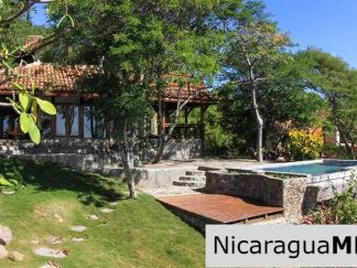 House with 4 bedrooms in Redonda Bay Tola. Awesome ocean view.