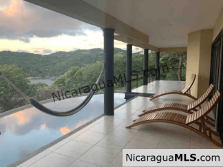 Casa Travista in Paradise Bay