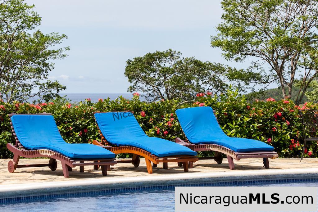 Villa Azul 2 Bedroom House for Rent at Palermo