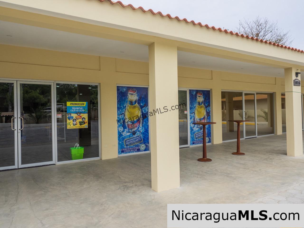 Plaza San Juan 4 Unit Commercial Building for Sale in Las Delicias