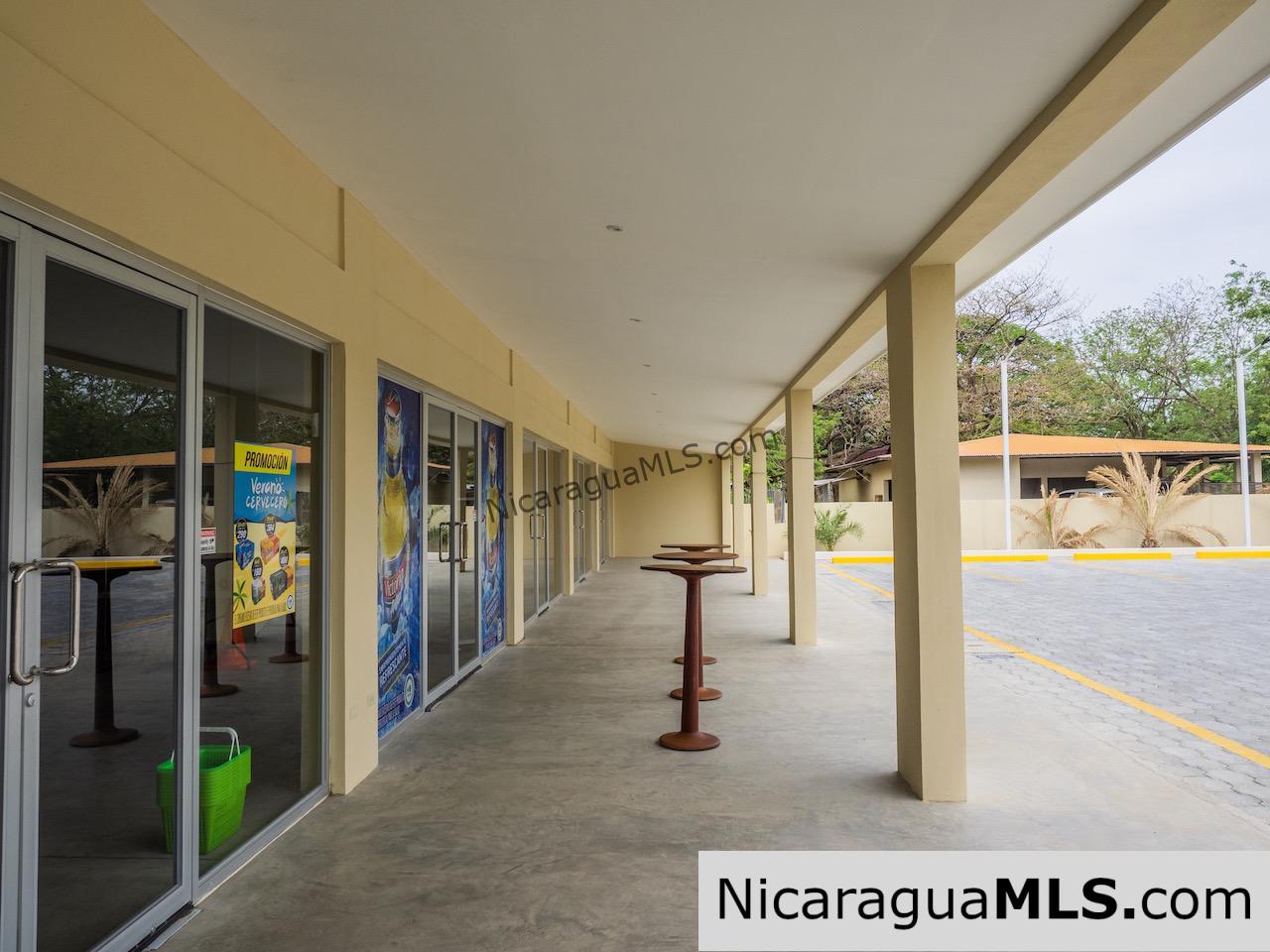Plaza San Juan 4 Unit Commercial Building for Sale in Las Delicias