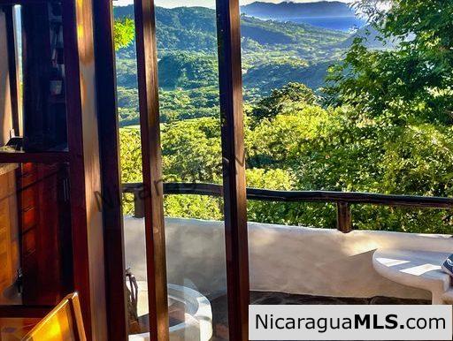 Luxury Off Grid Jungle Oasis in San Juan Del Sur Nicaragua