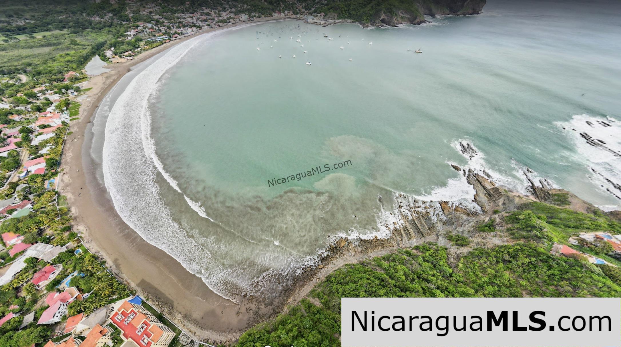 Clifftop Panoramic View Lot in Pacific Marlin SJDS