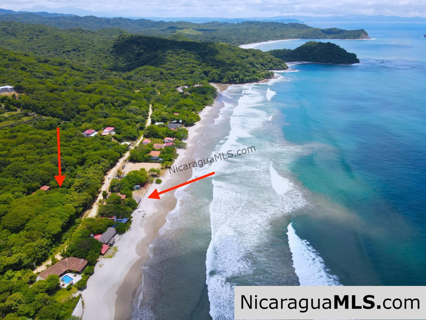 Beachfront House with rental Casitas at Playa Coco