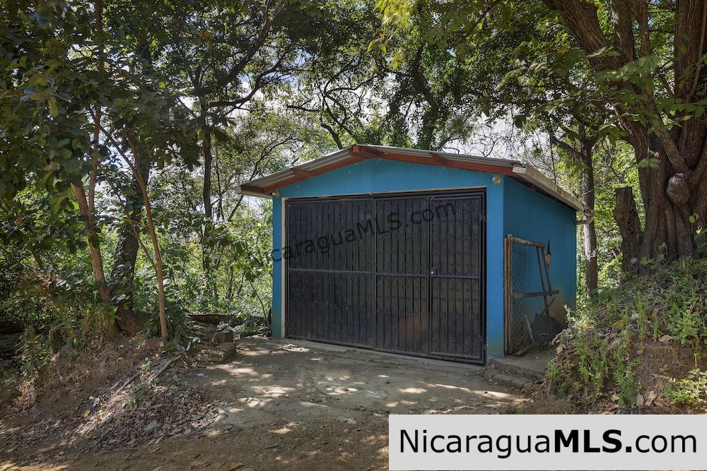 Surf House Bungalow near Two Beaches in San Juan Del Sur