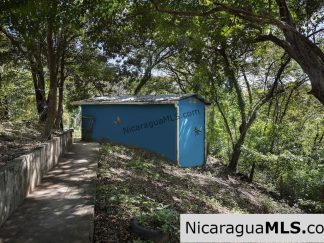 Surf House Bungalow near Two Beaches in San Juan Del Sur