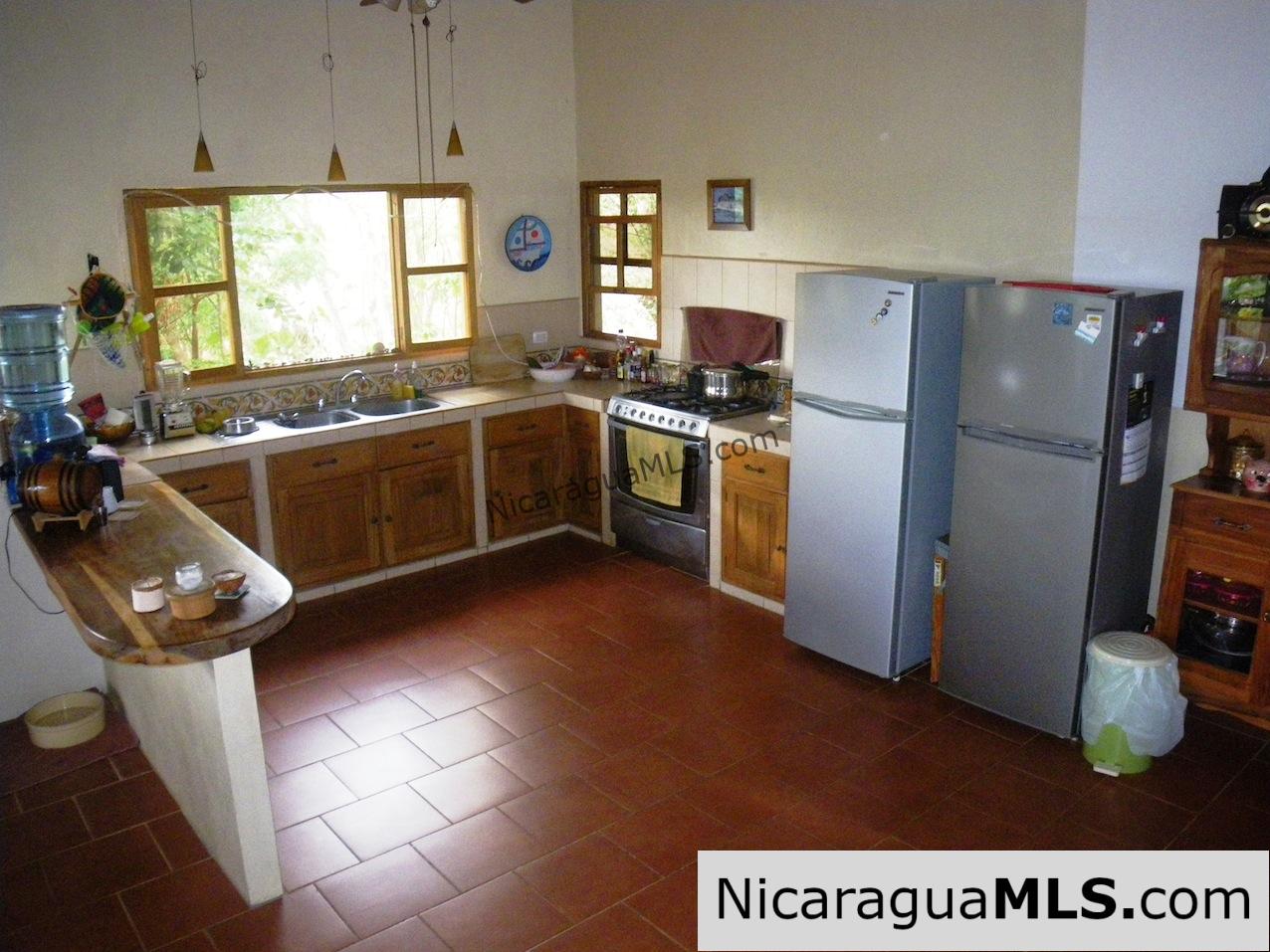 Eco Surf Lodge on 4 Acres