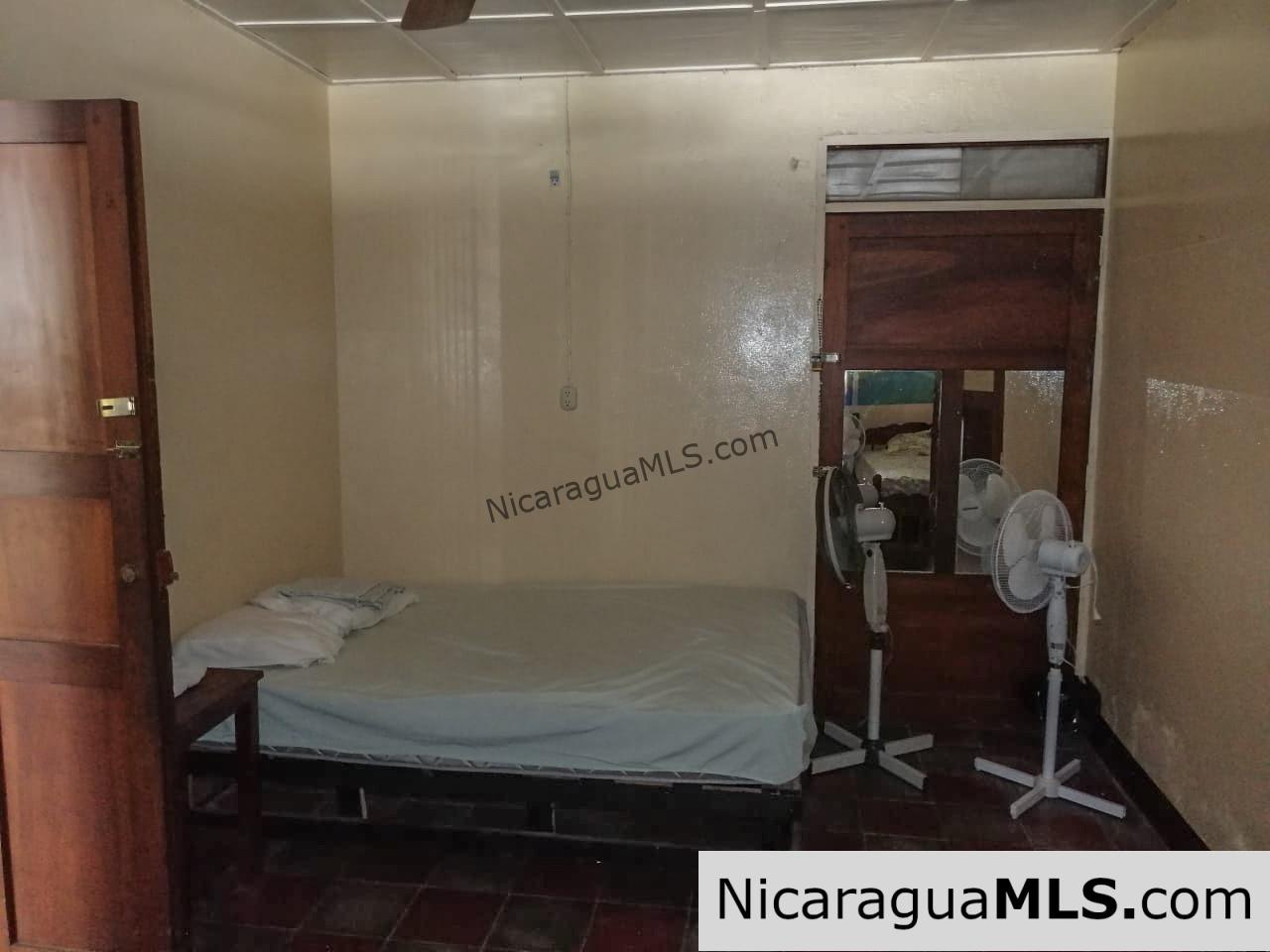 The Old School Hostal Sleeps 19