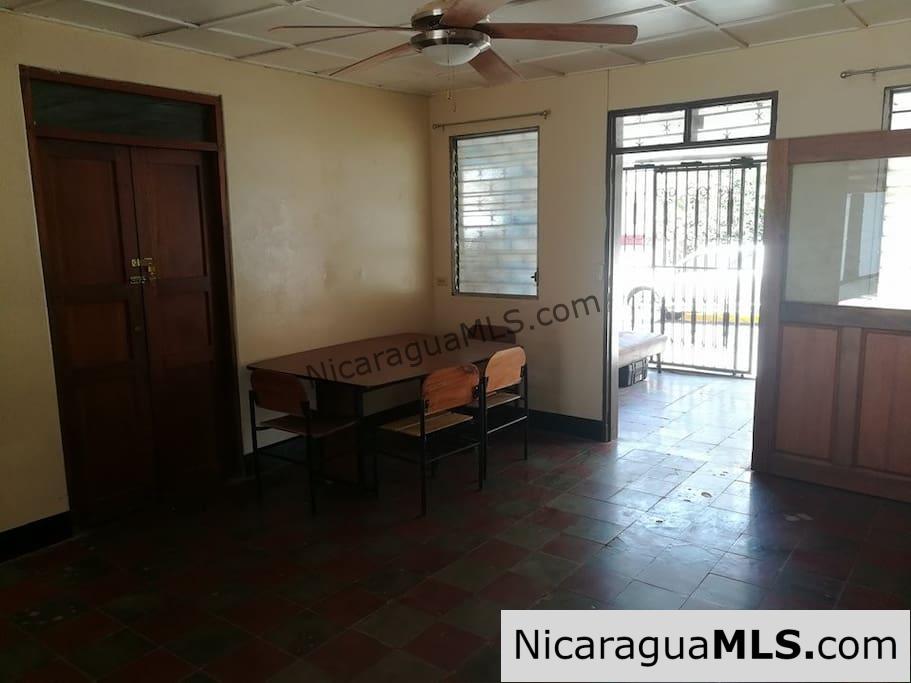 The Old School Hostal Sleeps 19