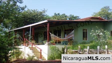 Eco Surf Lodge on 4 Acres