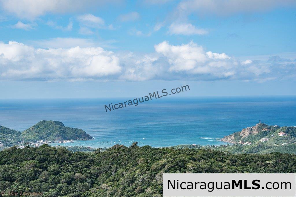 50 Acres with Stunning Views of San Juan del Sur