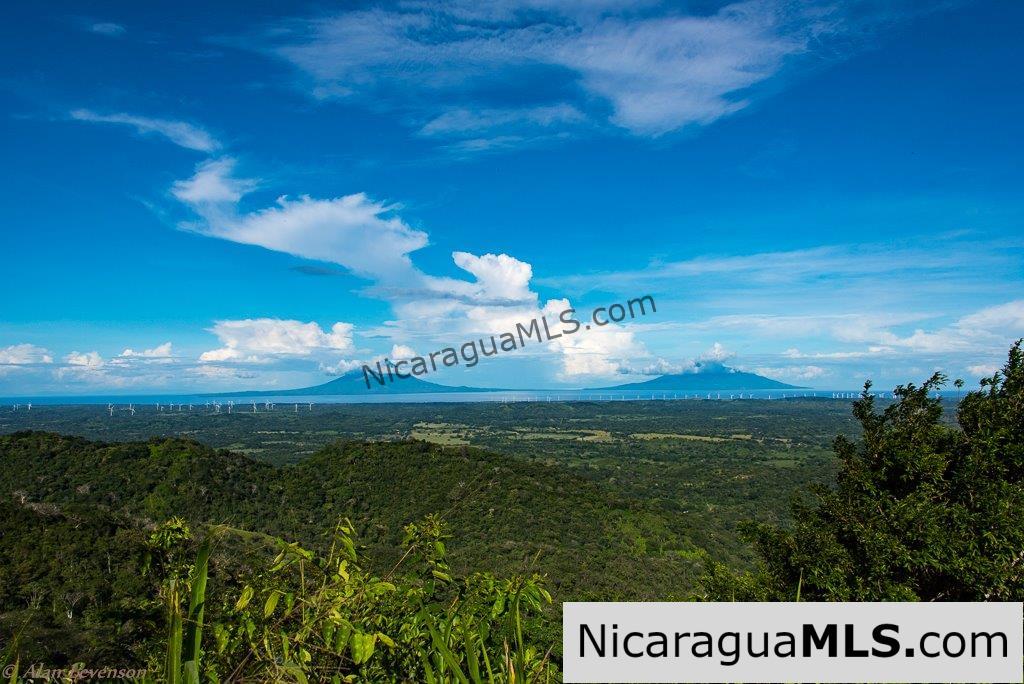 50 Acres with Stunning Views of San Juan del Sur