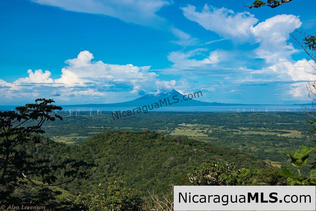 50 Acres with Stunning Views of San Juan del Sur