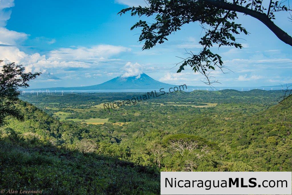 50 Acres with Stunning Views of San Juan del Sur