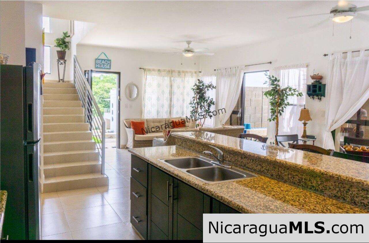 Townhouse in Colinas de Miramar