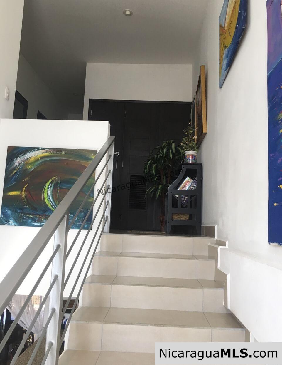 Townhouse in Colinas de Miramar