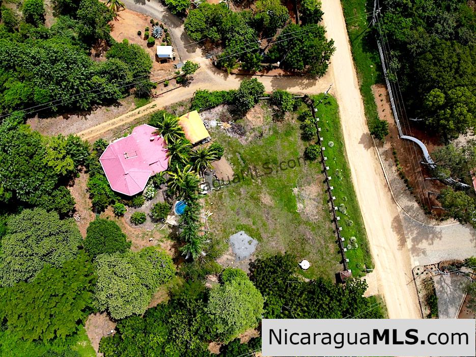 3 bedroom house with rental apartment within walking distance to the beach