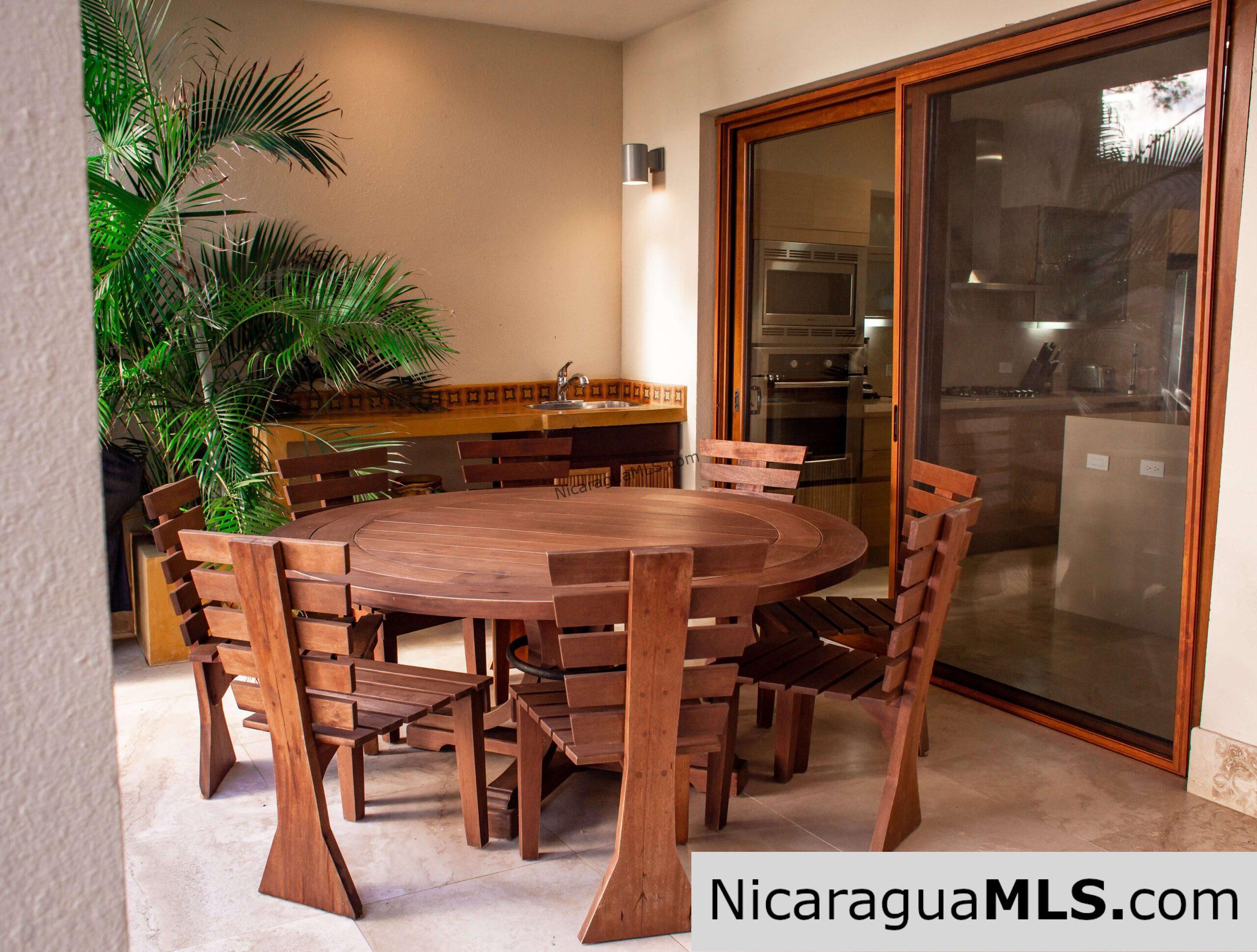 Villa Dulce Vita in Guacalito de lsla. Tola – Nicaragua