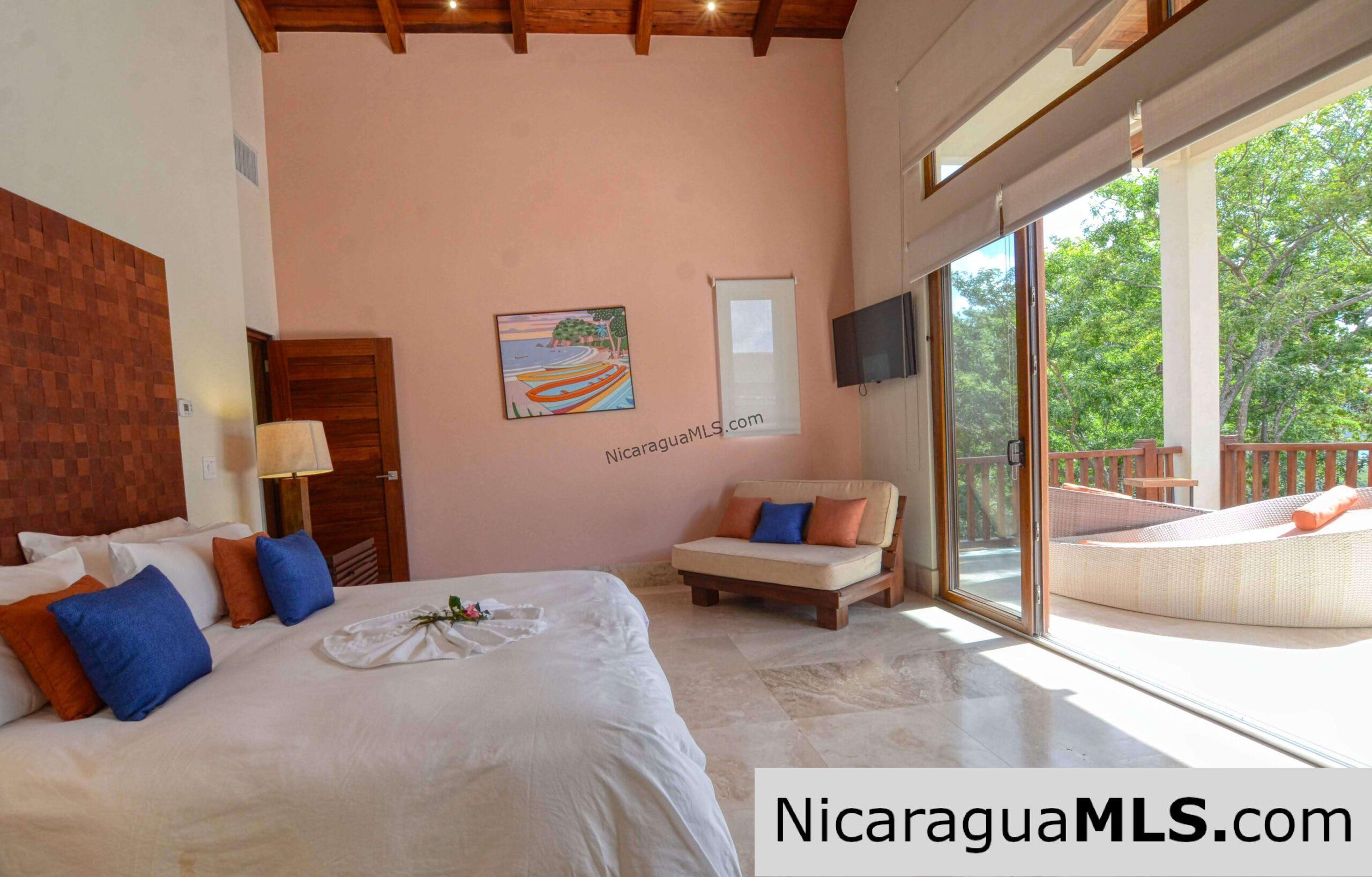 Villa Dulce Vita in Guacalito de lsla. Tola – Nicaragua