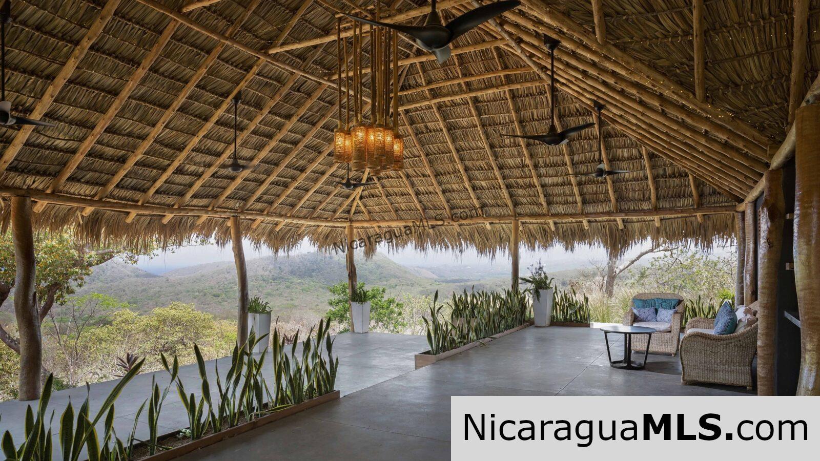 Villa Loma an Ocean View Home near Playa Hermosa