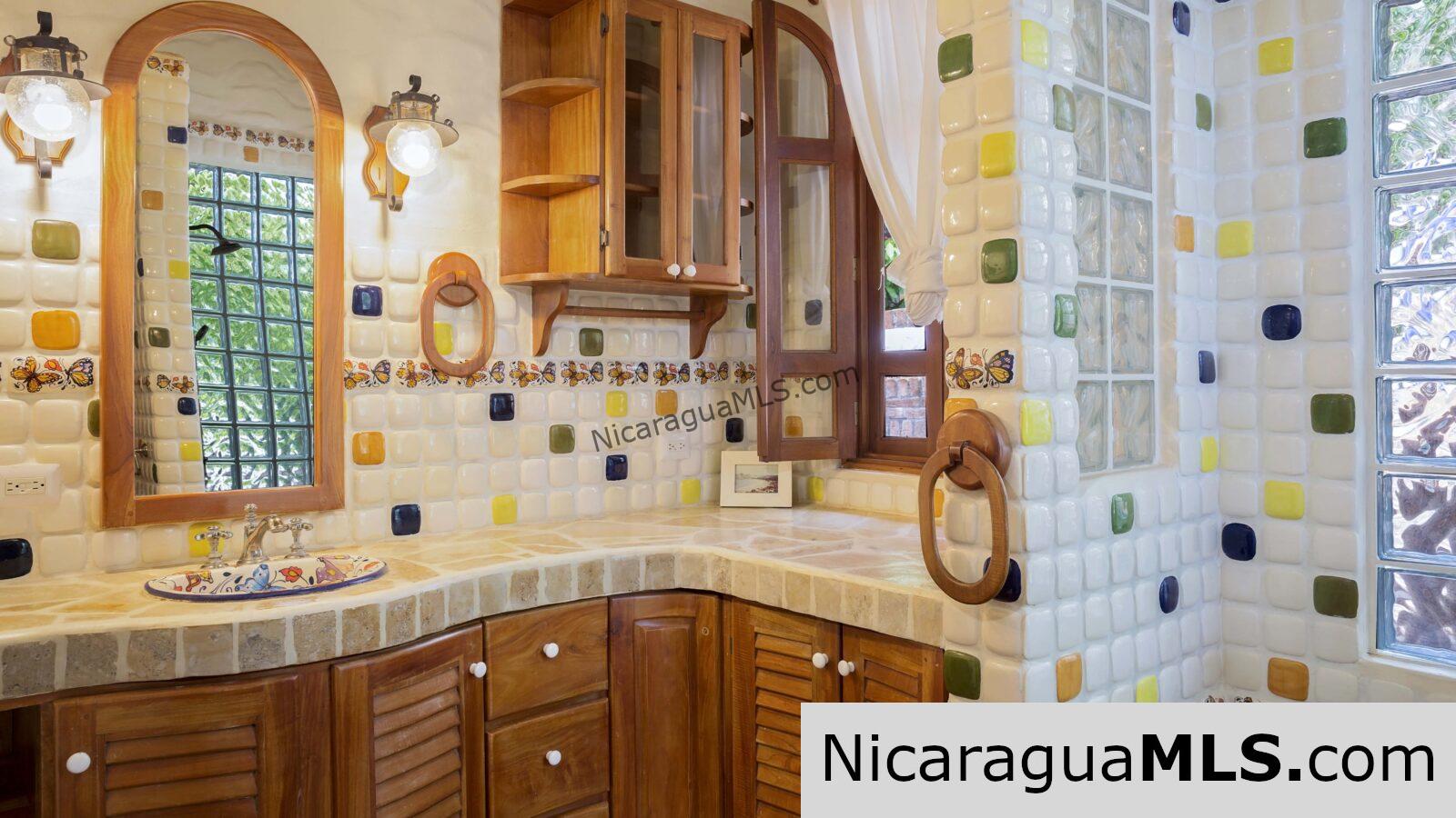 Villa Loma an Ocean View Home near Playa Hermosa