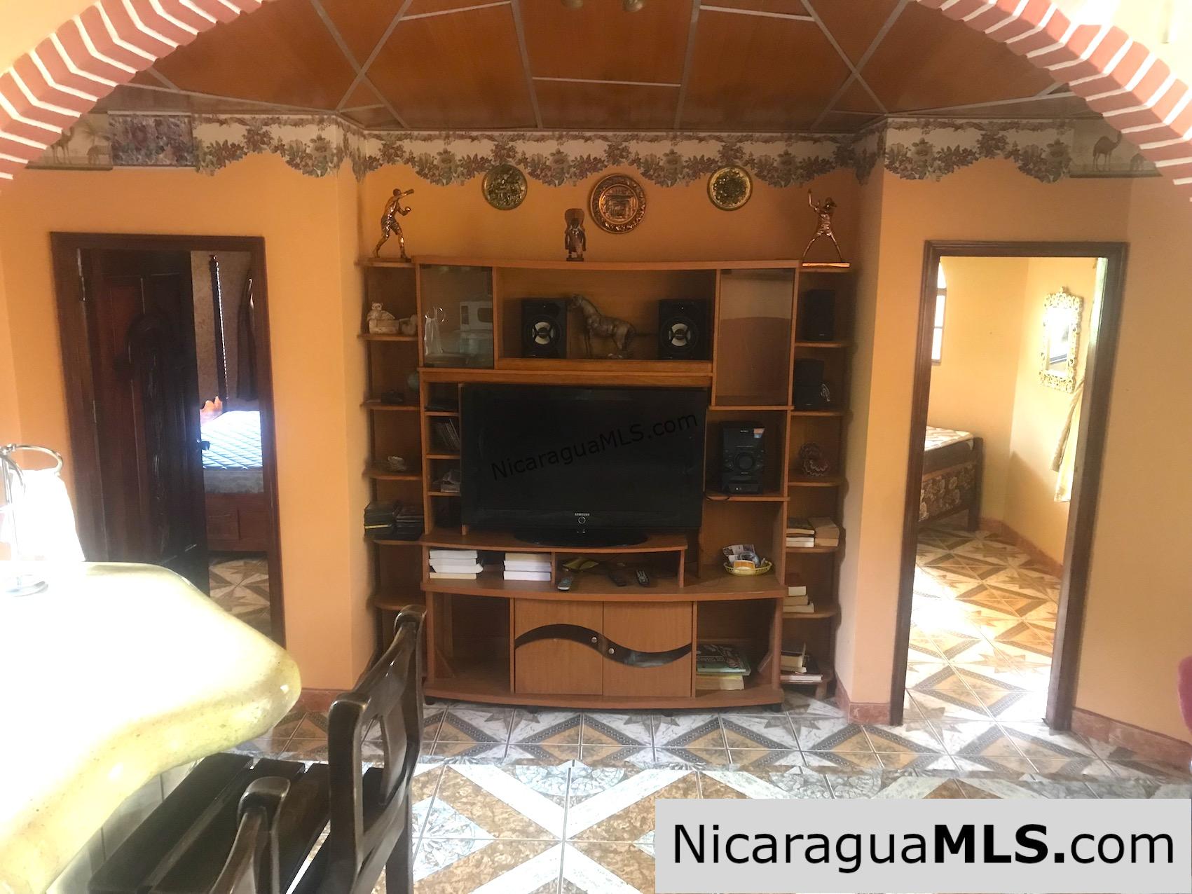 3 bedroom house with rental apartment within walking distance to the beach