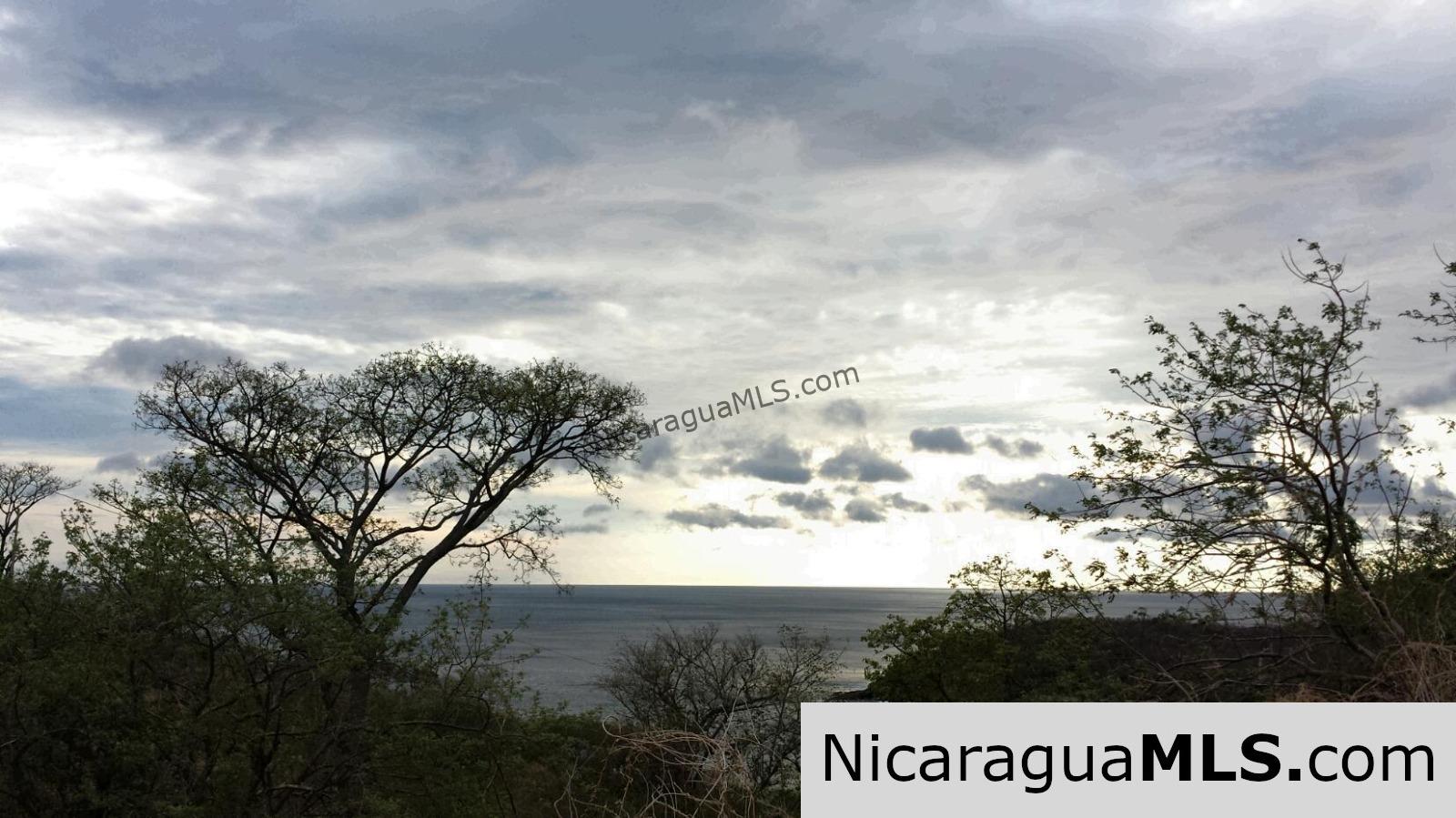 Coastal View Beach Lot in Playa Remanso San Juan del Sur