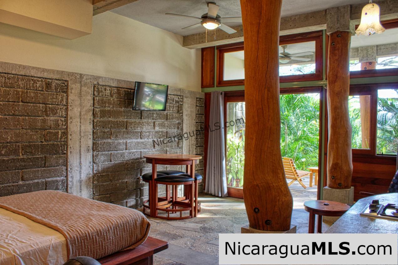 Talanguera Townhomes Garden Level Studio #302