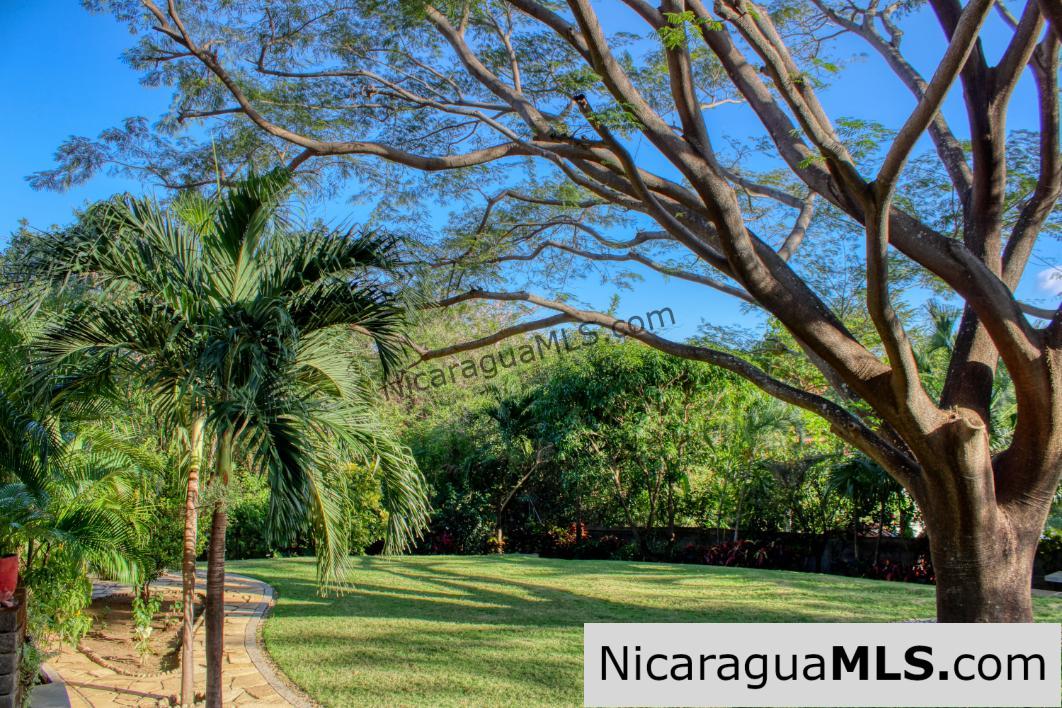 Talanguera Townhomes Garden Level Studio #302