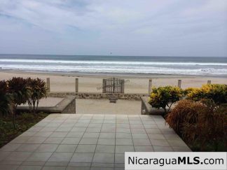 Beachfront House Playa Coco