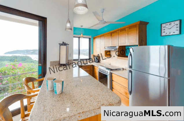 Casa Dos Vistas in Pacific Breezes