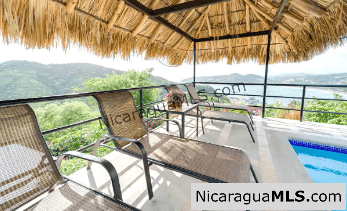 Casa Dos Vistas in Pacific Breezes