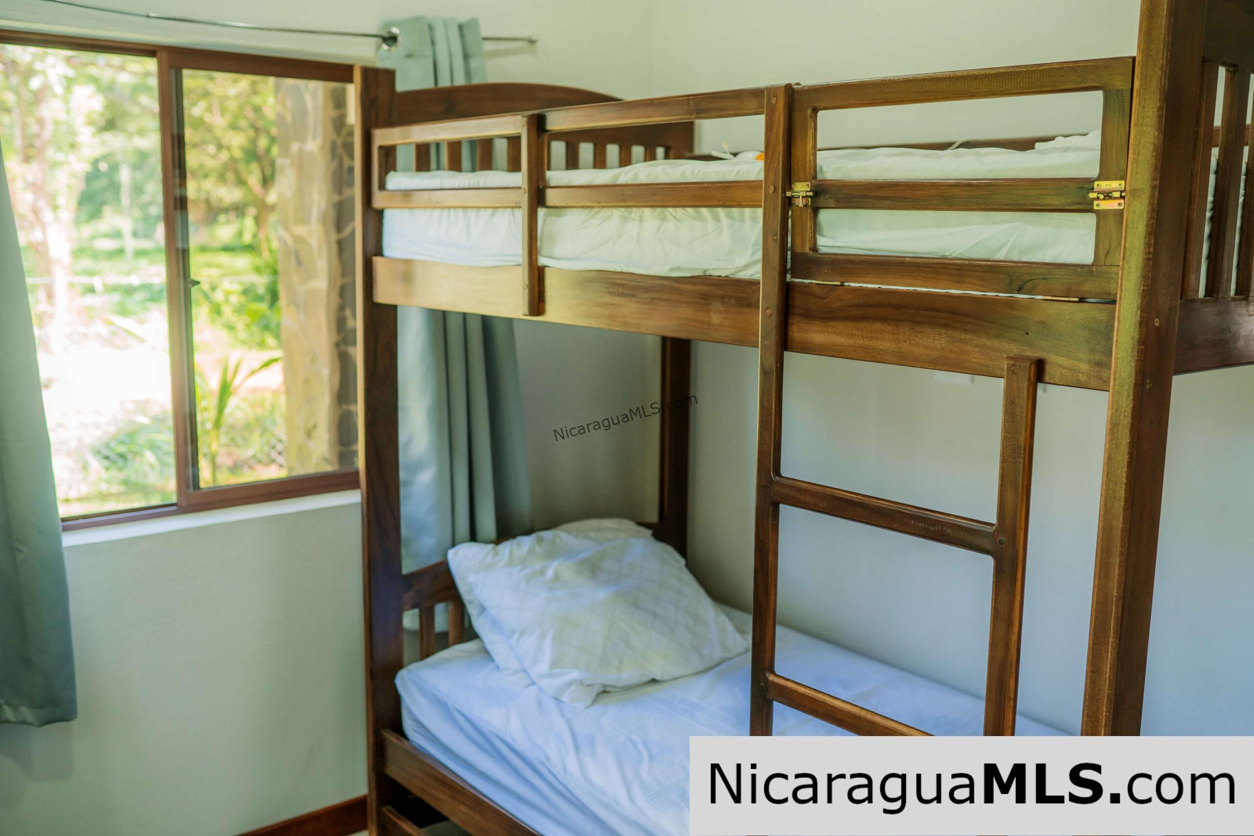 Country house in Bosques del Mar.