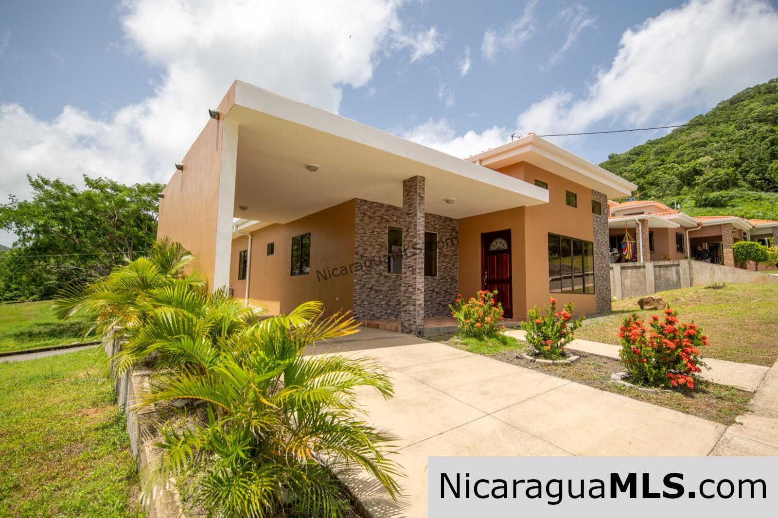 Lots in Residencial Prado Hills 5 minutes from downtown San Juan del Sur.