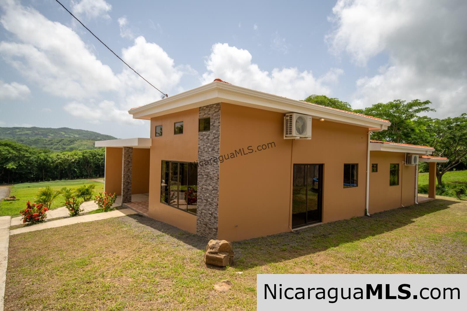 Lots in Residencial Prado Hills 5 minutes from downtown San Juan del Sur.
