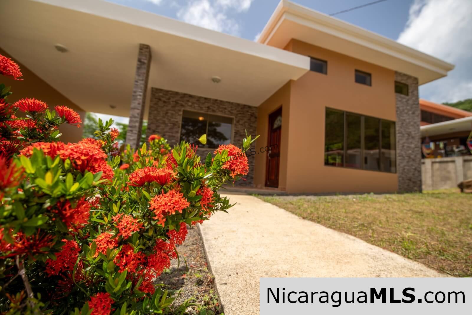 Lots in Residencial Prado Hills 5 minutes from downtown San Juan del Sur.